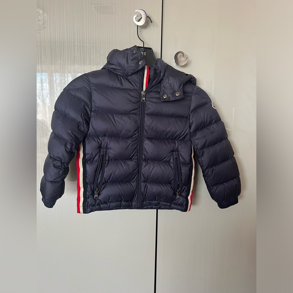 Moncler boys winter jacket. Size 6.